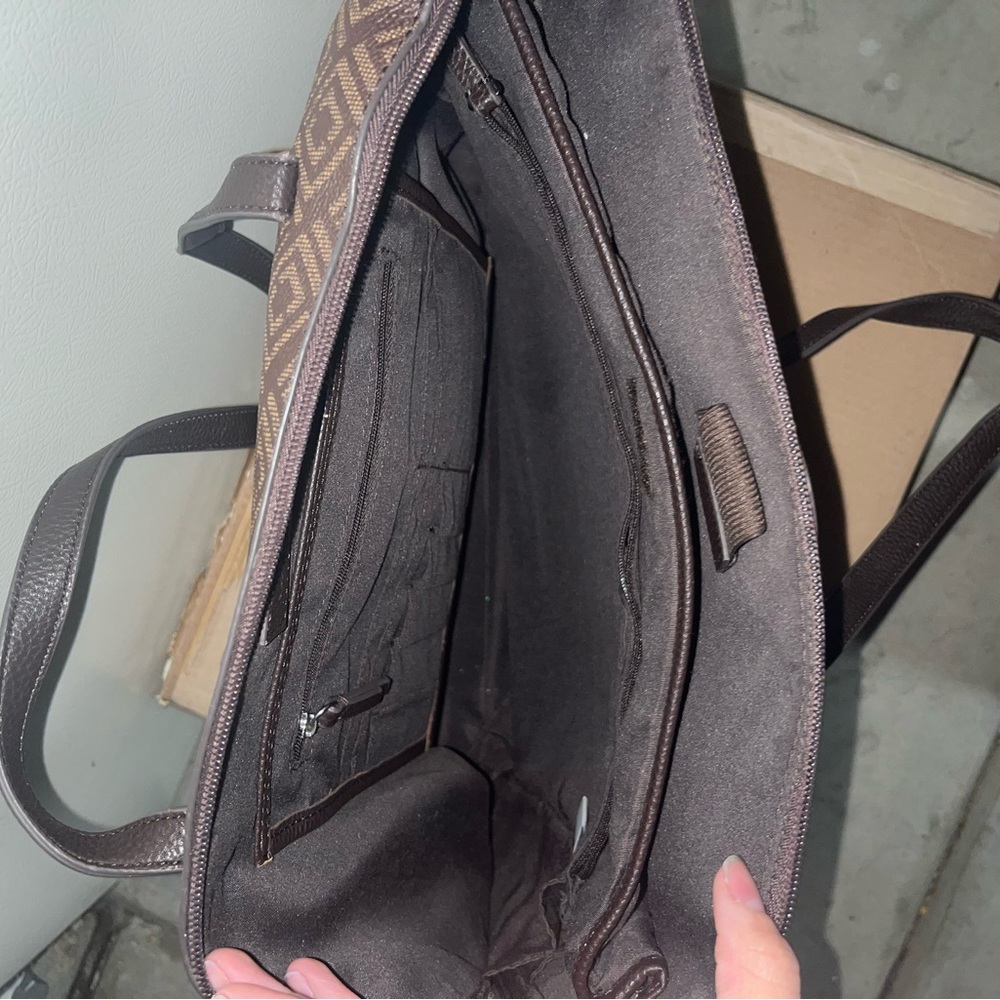 Purse - Picture 3 of 3